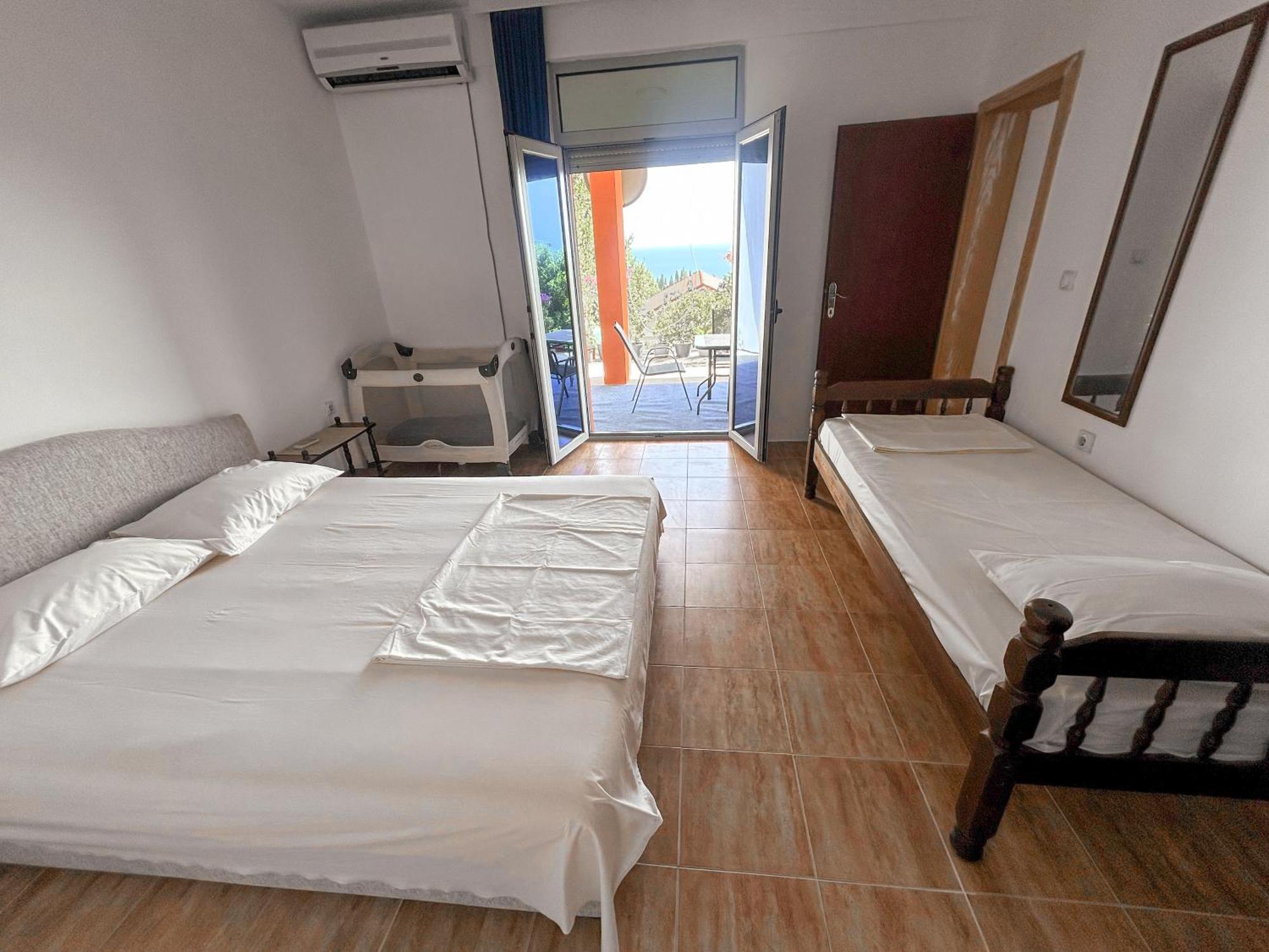 Apartments Olga Ulcinj Exterior photo